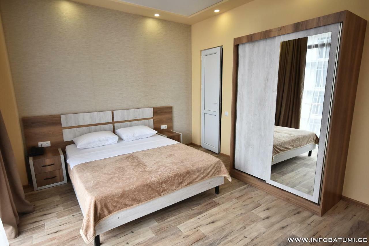 Hotel Royal Georgia บาทูมิ ภายนอก รูปภาพ